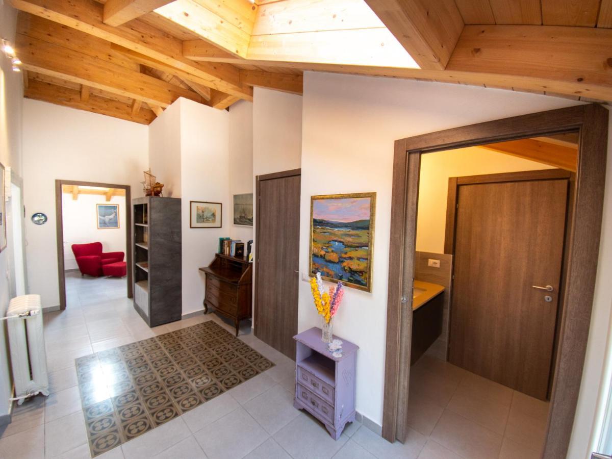 Villa Silvia-By Home Sitter โกโม ภายนอก รูปภาพ