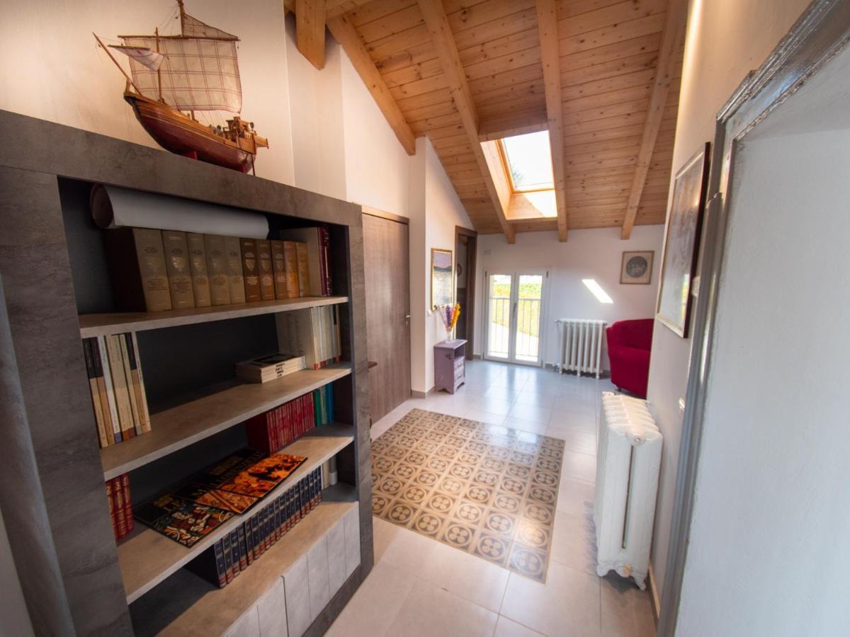 Villa Silvia-By Home Sitter โกโม ภายนอก รูปภาพ