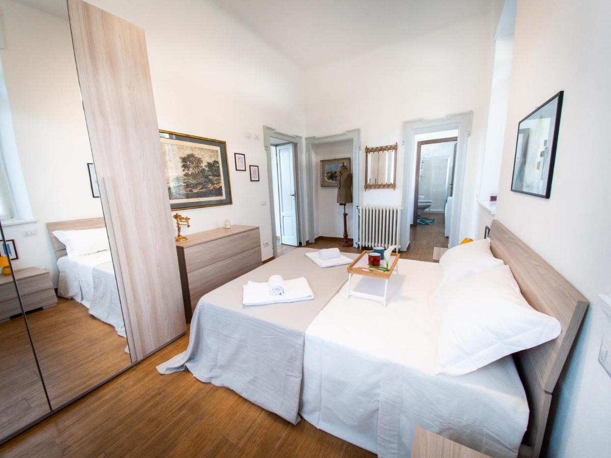 Villa Silvia-By Home Sitter โกโม ภายนอก รูปภาพ