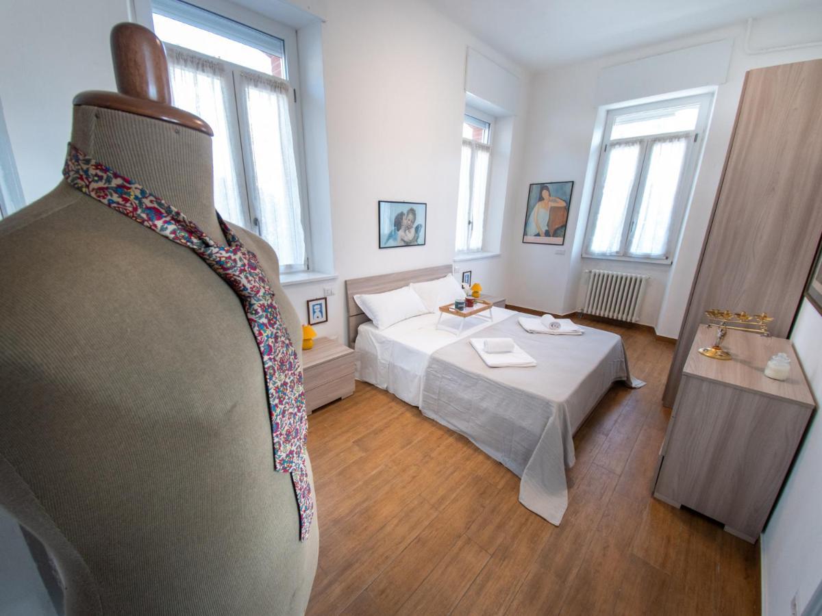 Villa Silvia-By Home Sitter โกโม ภายนอก รูปภาพ