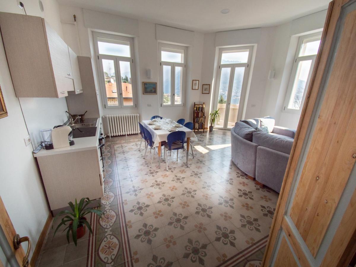 Villa Silvia-By Home Sitter โกโม ภายนอก รูปภาพ